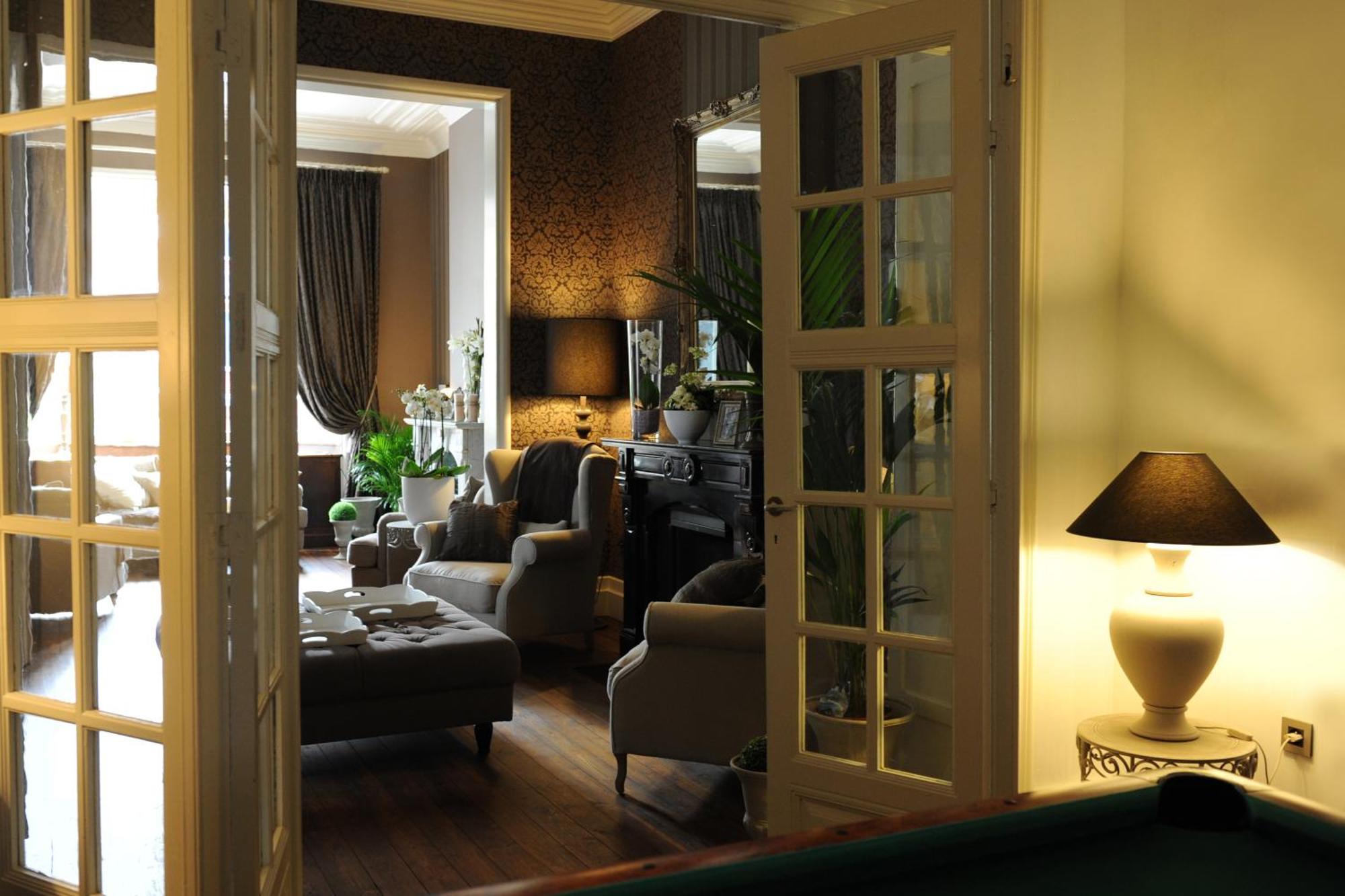 Charmehotel Villa Saporis Hasselt Exterior photo